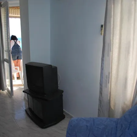 Hotel белиат замък White Castle 3*