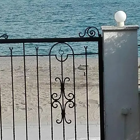белиат замък White Castle Hotel Varna