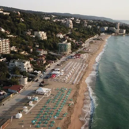 белиат замък White Castle Hotel Varna